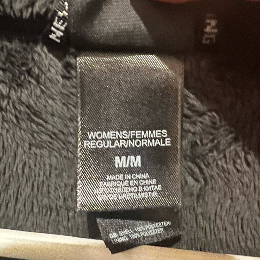 The North Face Women's Black Zip-up Teddy Jacket - Picture 5 of 5